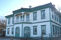 旧檜山爾志郡役所（江差町郷土資料館）