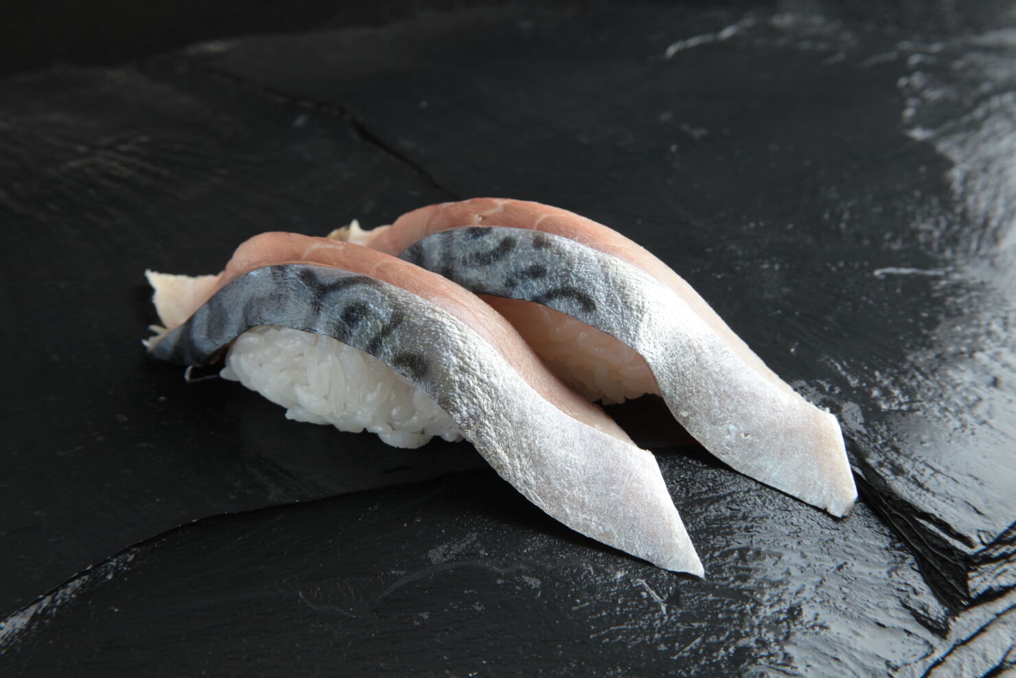 自家製〆さば240円（税込264円）