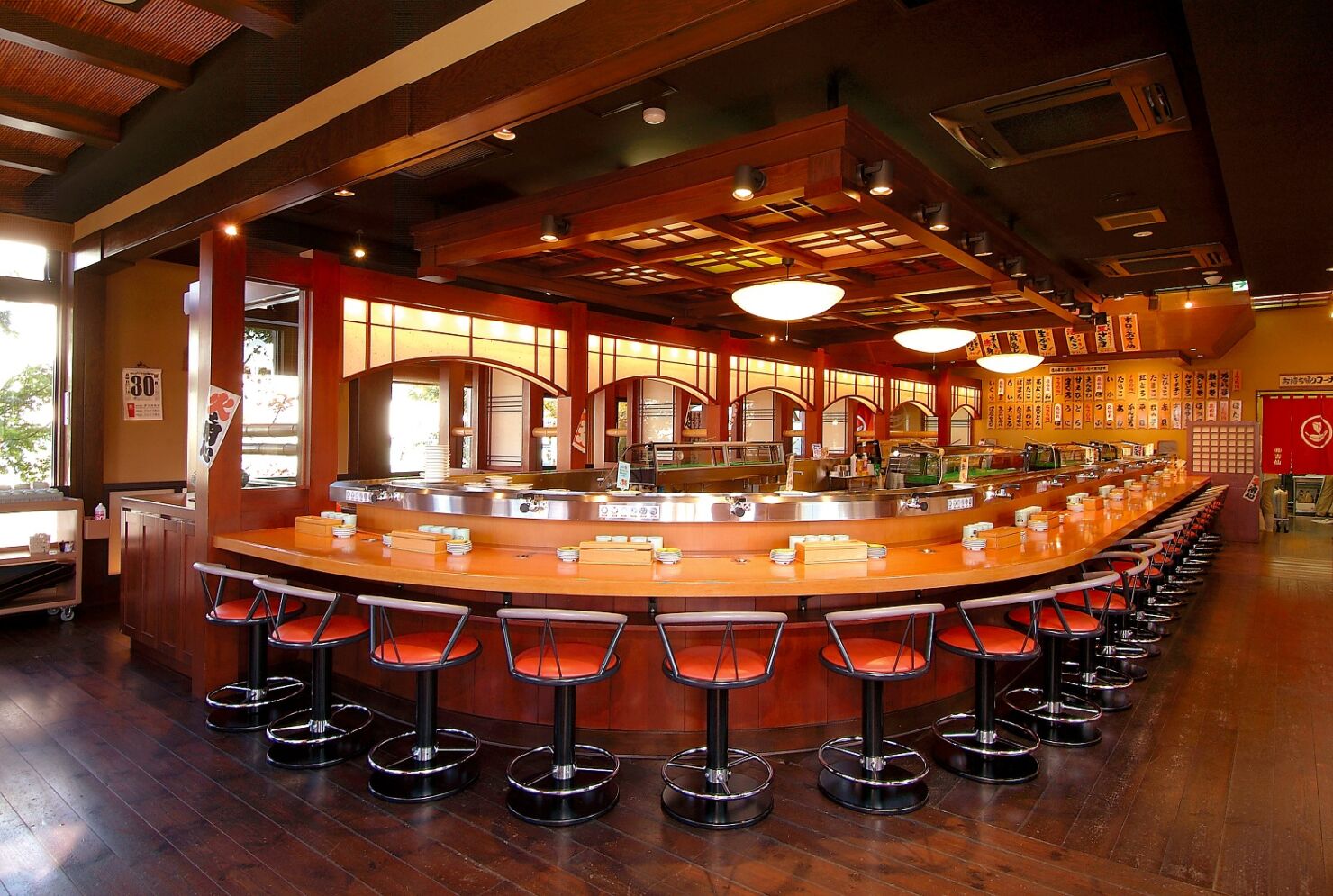 函館グルメ回転ずし　函太郎　五稜郭公園店　/　寿司海鮮処　函太郎