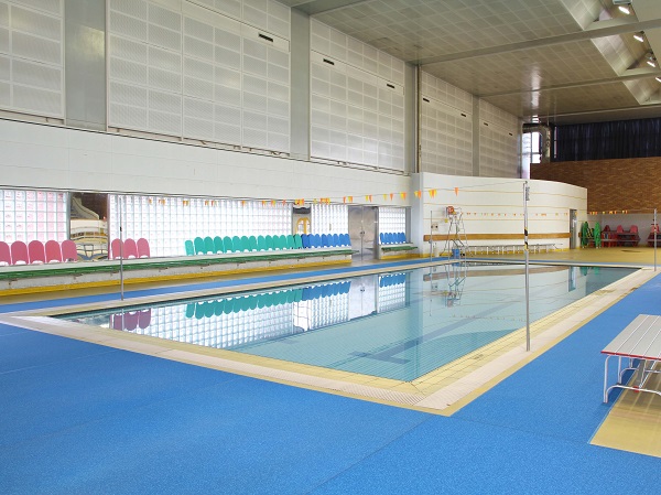 函館市民プール