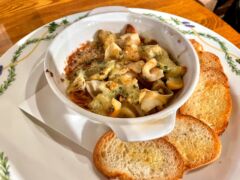 ツブ貝のガーリックバター焼き