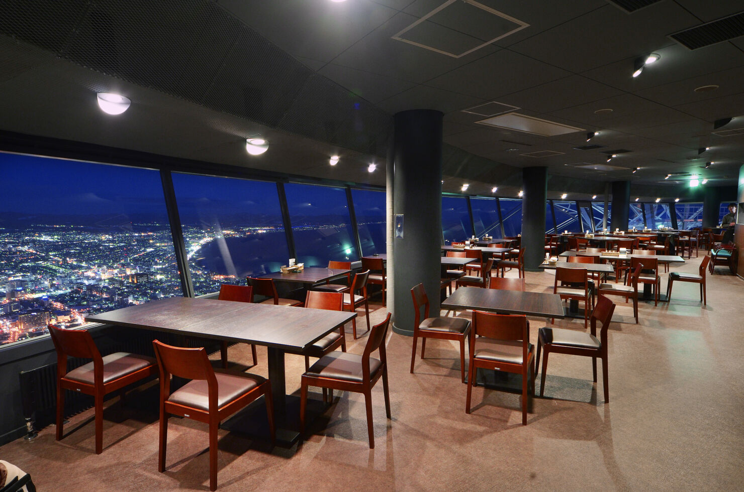 函館山山頂レストラン「ジェノバ」