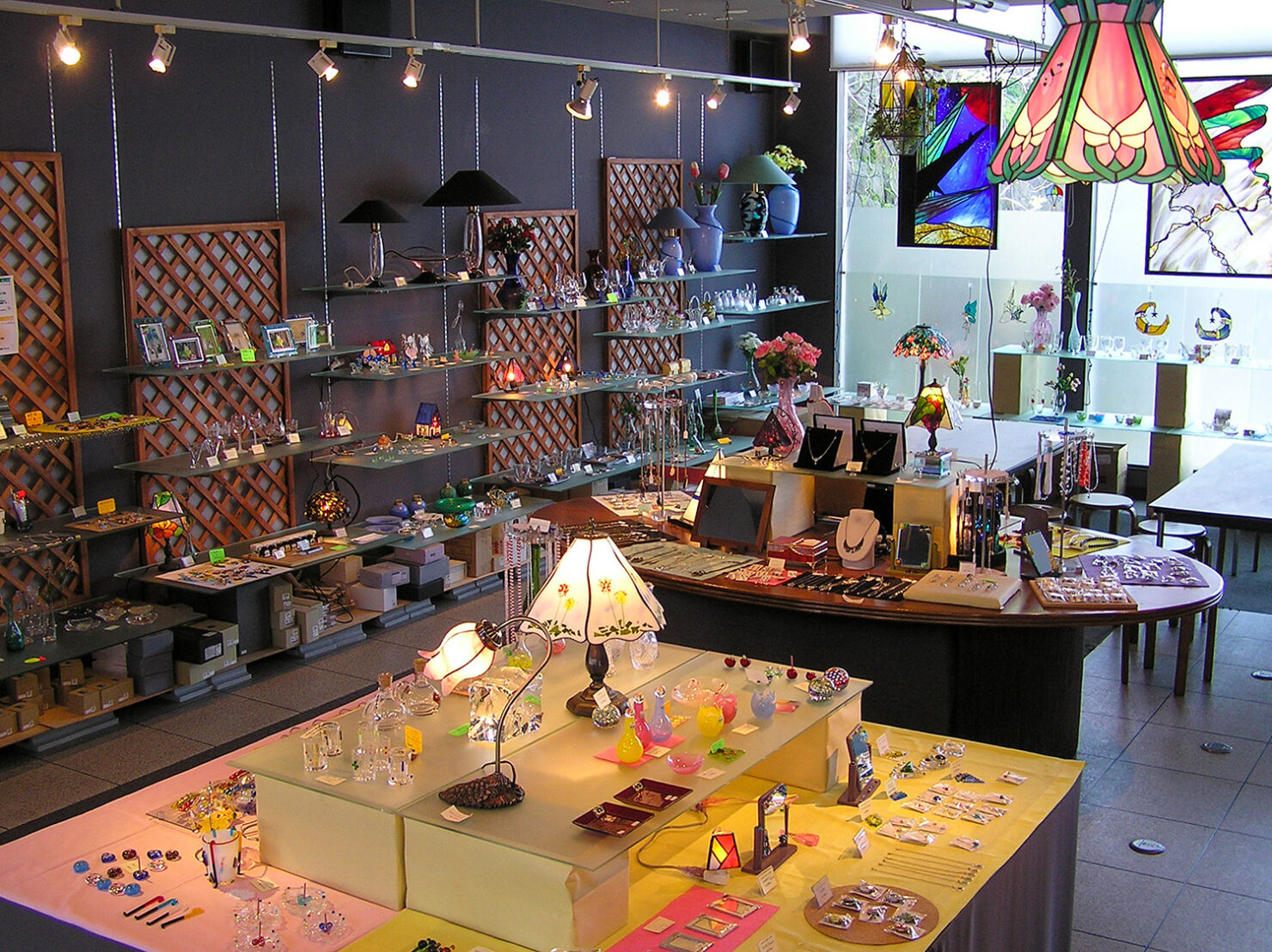 元町ガラス工房④