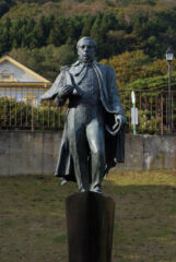 ペリー提督来航記念碑１