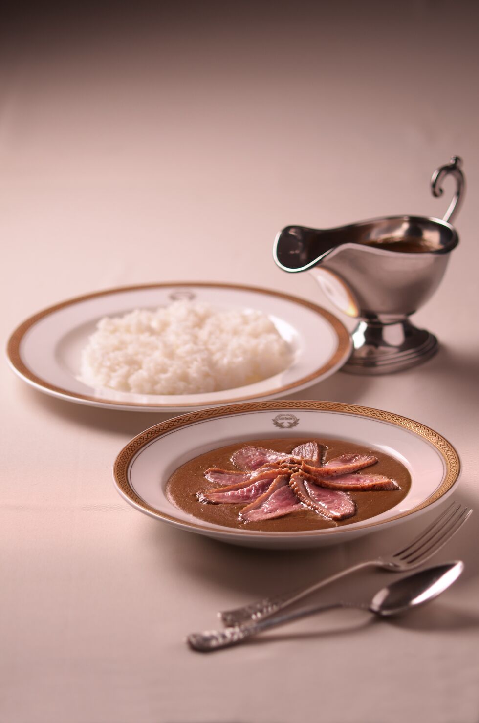 五島軒本店レストラン雪河亭３