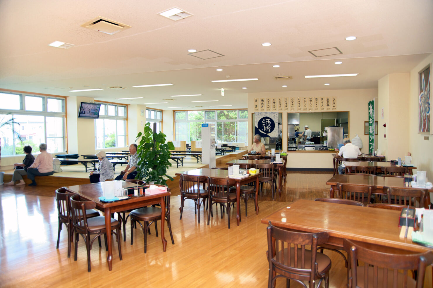 谷地頭温泉の休憩施設