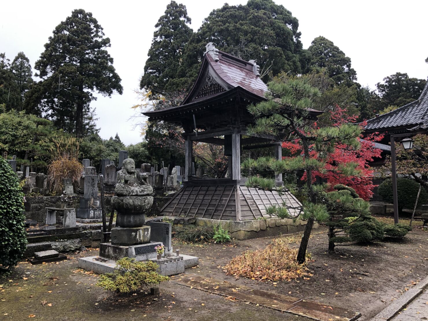 龍雲院